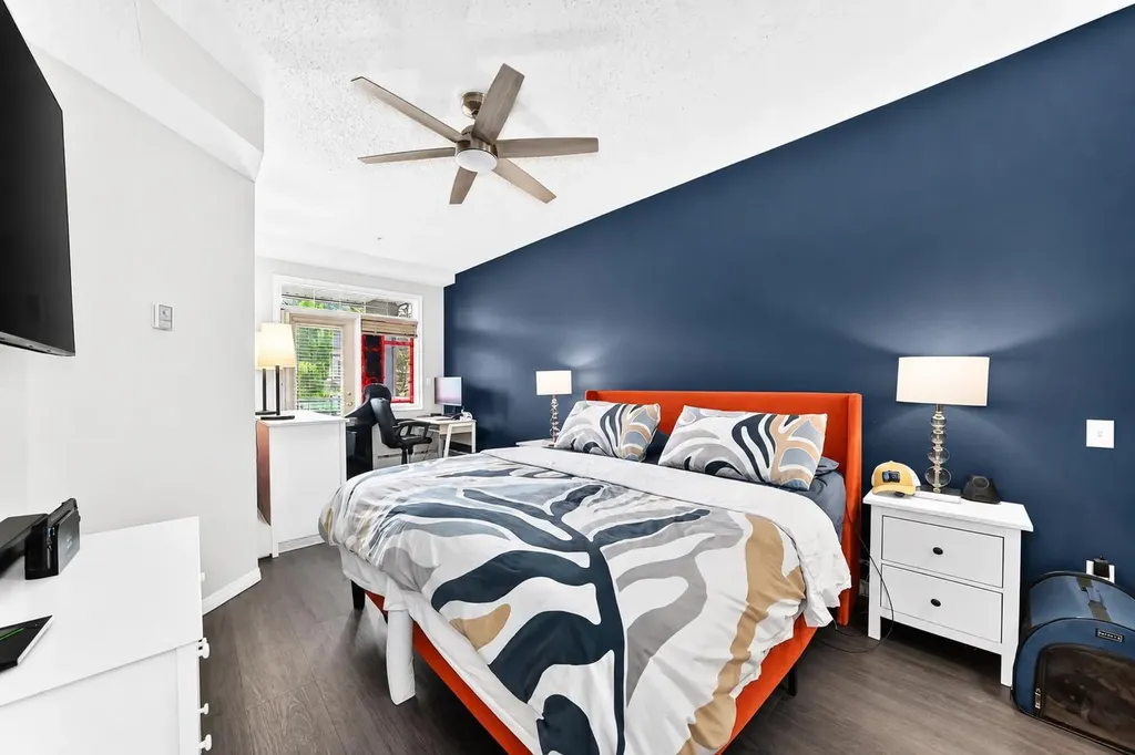 2422 Erlton Street SW Calgary AB T2S 3B6