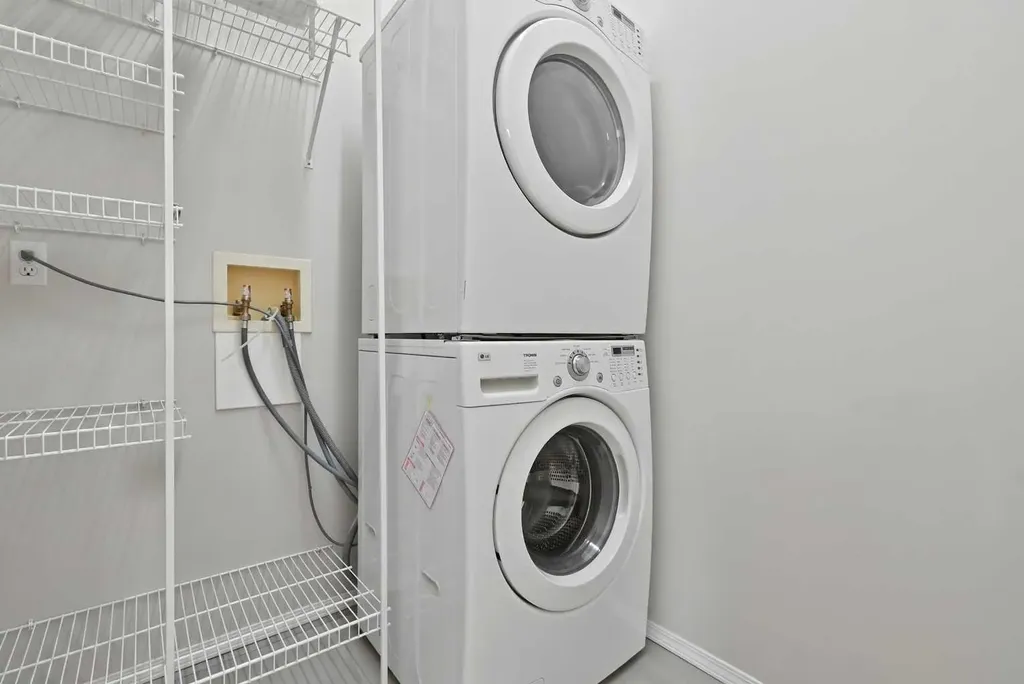 19 Excell Street Red Deer AB T4R 2N2