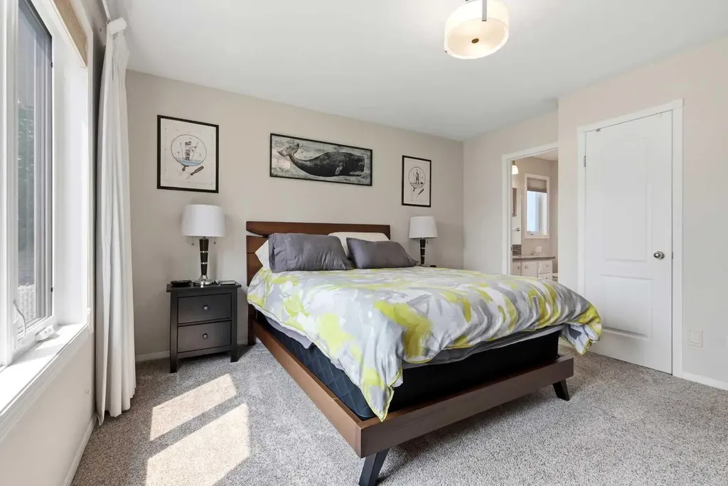 19 Excell Street Red Deer AB T4R 2N2