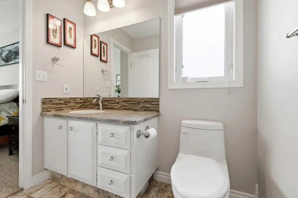 19 Excell Street Red Deer AB T4R 2N2