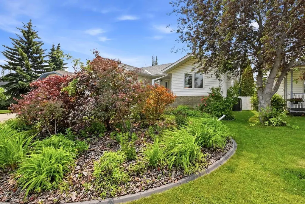 19 Excell Street Red Deer AB T4R 2N2