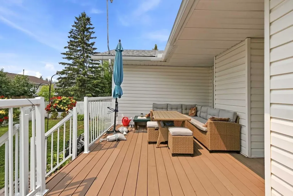 19 Excell Street Red Deer AB T4R 2N2