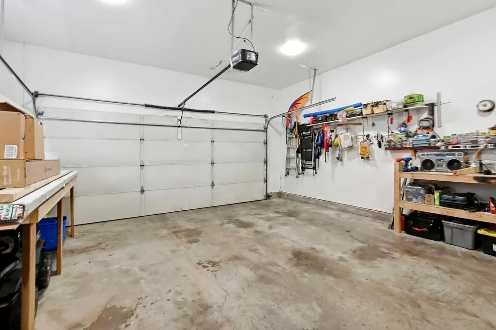 19 Excell Street Red Deer AB T4R 2N2