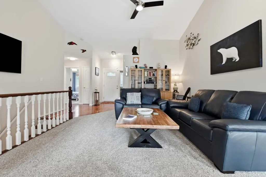 19 Excell Street Red Deer AB T4R 2N2