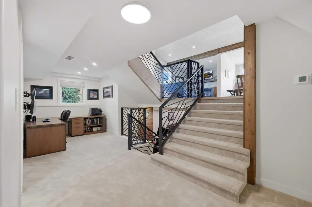 99 Piper Drive Red Deer AB T4P 1L5
