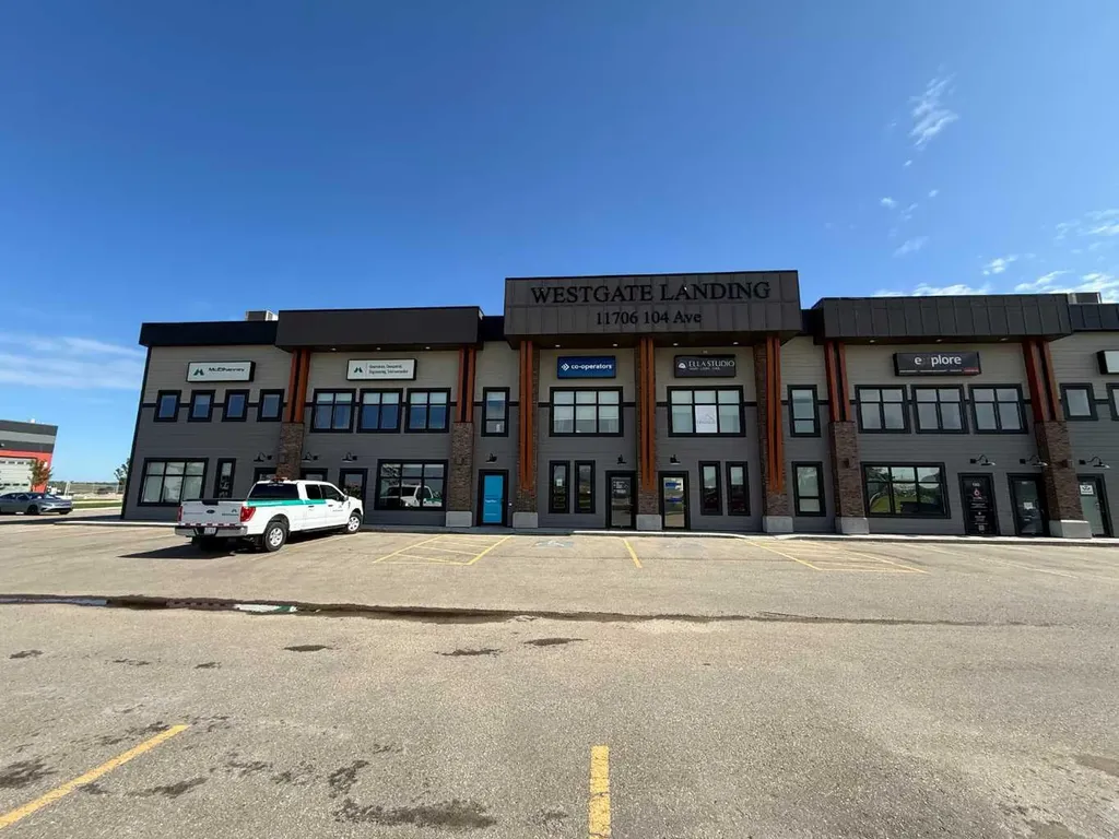 11706 104 Avenue Grande Prairie AB T8V 6K3