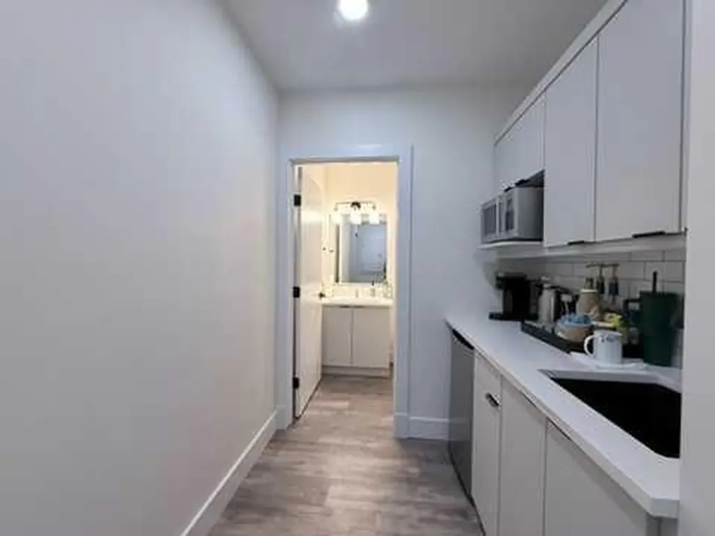 11706 104 Avenue Grande Prairie AB T8V 6K3