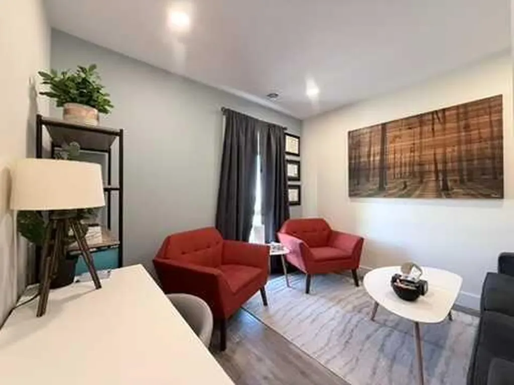 11706 104 Avenue Grande Prairie AB T8V 6K3