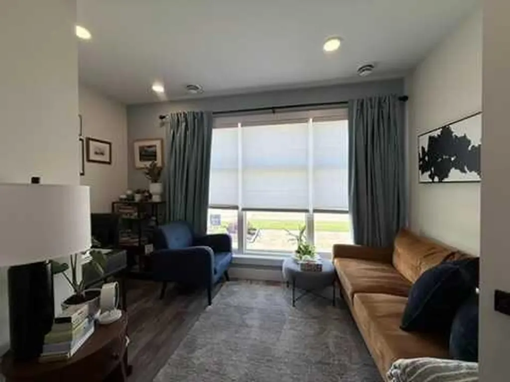 11706 104 Avenue Grande Prairie AB T8V 6K3