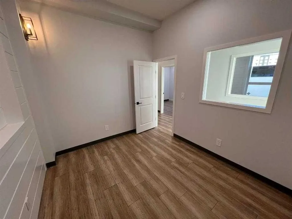 11706 104 Avenue Grande Prairie AB T8V 6K3