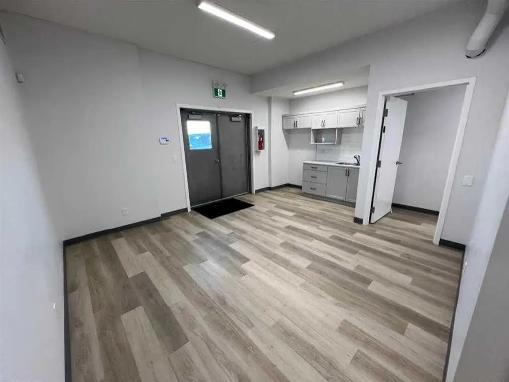 11706 104 Avenue Grande Prairie AB T8V 6K3