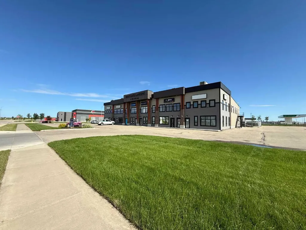 11706 104 Avenue Grande Prairie AB T8V 6K3
