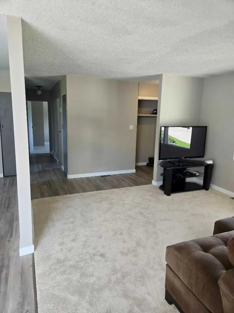 410 7 Street Fox Creek AB t0h1p0