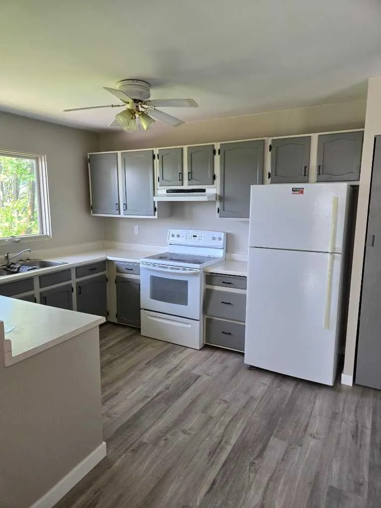410 7 Street Fox Creek AB t0h1p0