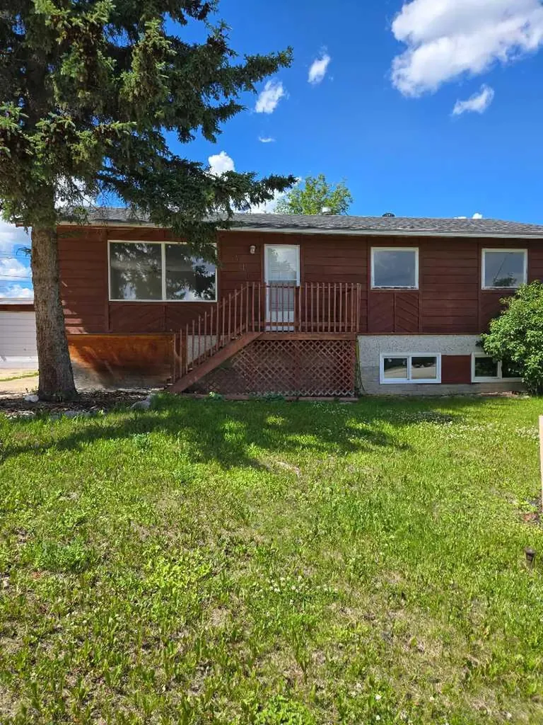 410 7 Street Fox Creek AB t0h1p0