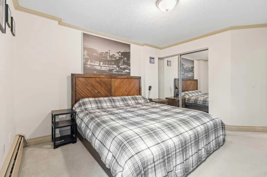 4554 Valiant Drive NW Calgary AB T3A2V5