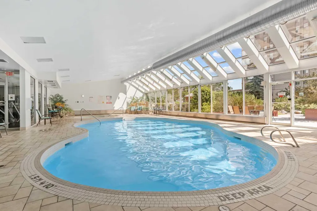 4554 Valiant Drive NW Calgary AB T3A2V5