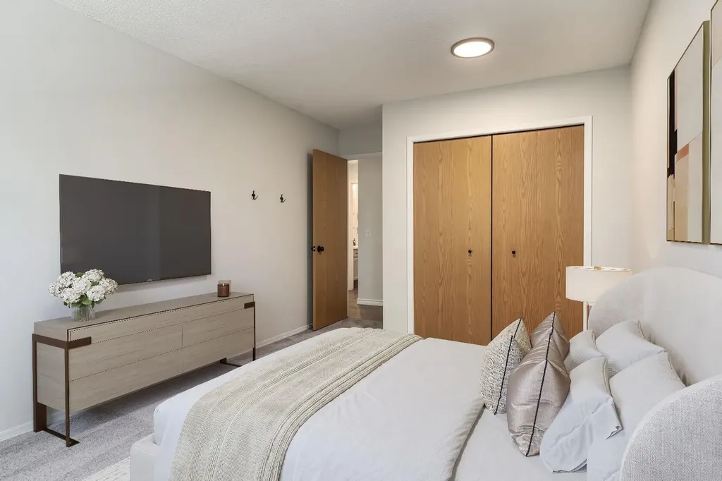 2211 29 Street SW Calgary AB T3E 2K1