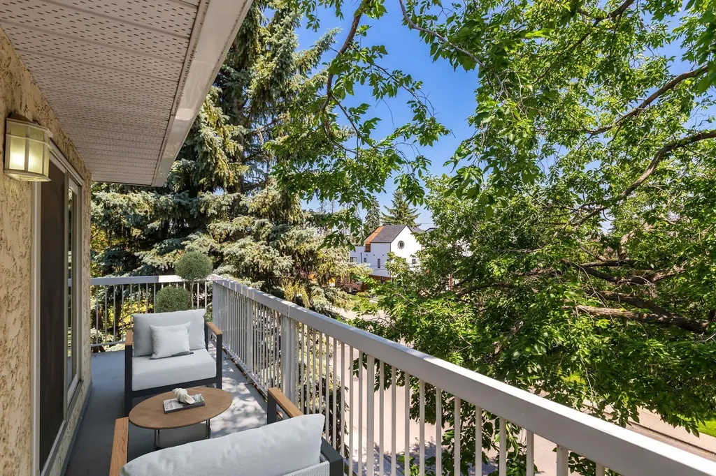 2211 29 Street SW Calgary AB T3E 2K1