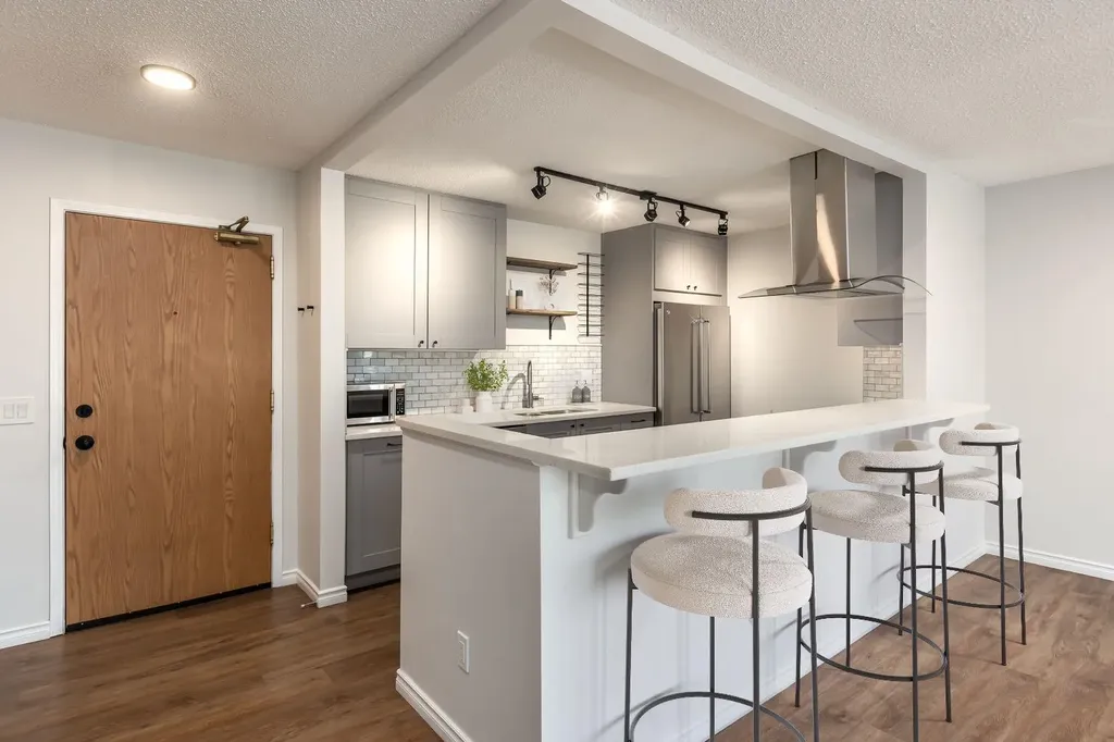 2211 29 Street SW Calgary AB T3E 2K1