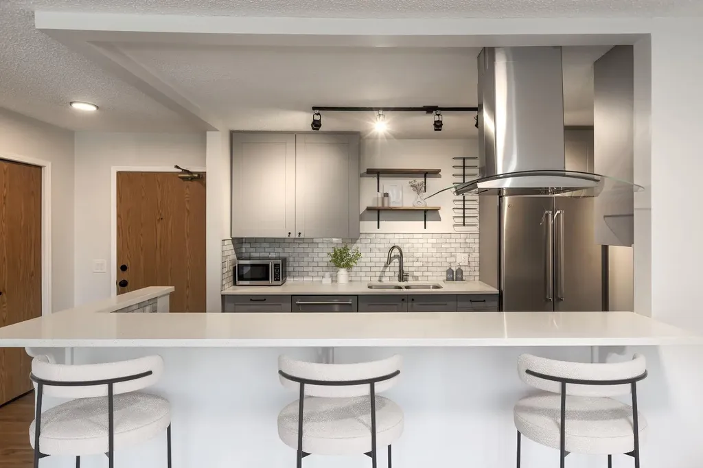 2211 29 Street SW Calgary AB T3E 2K1