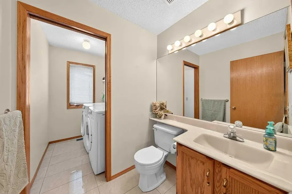 416 Sierra Morena Place SW Calgary AB T3H 2X2