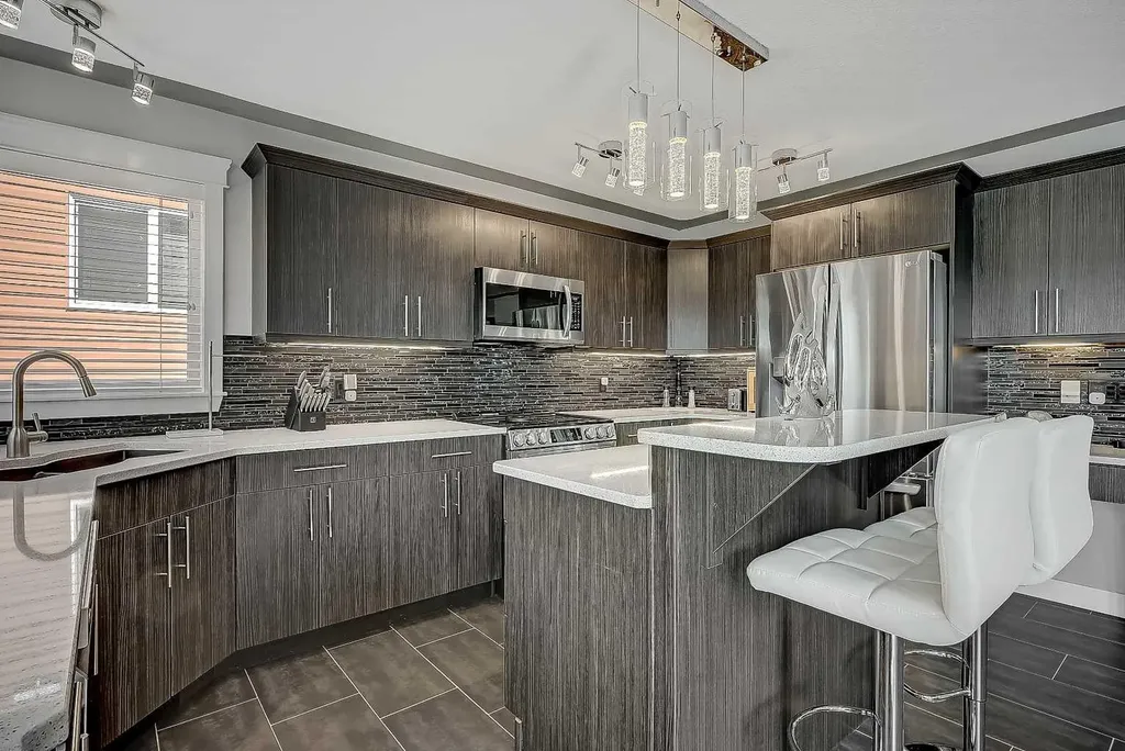 11325 106a Avenue Grande Prairie AB T8V 5X5