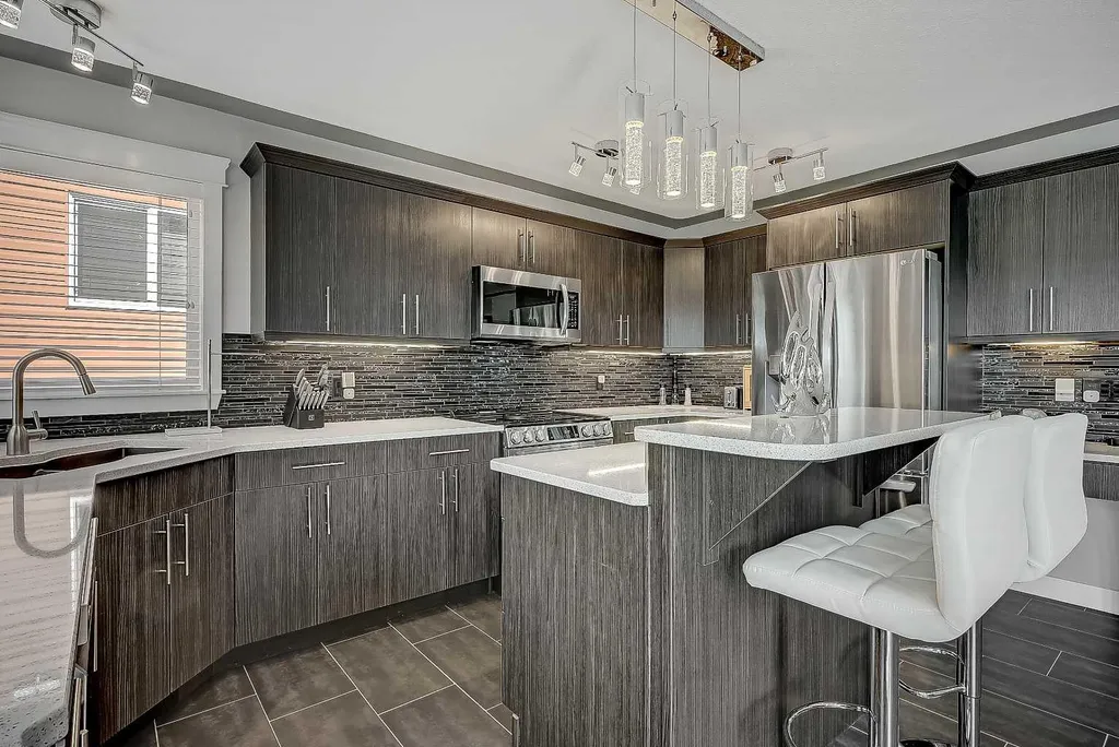 11325 106a Avenue Grande Prairie AB T8V 5X5