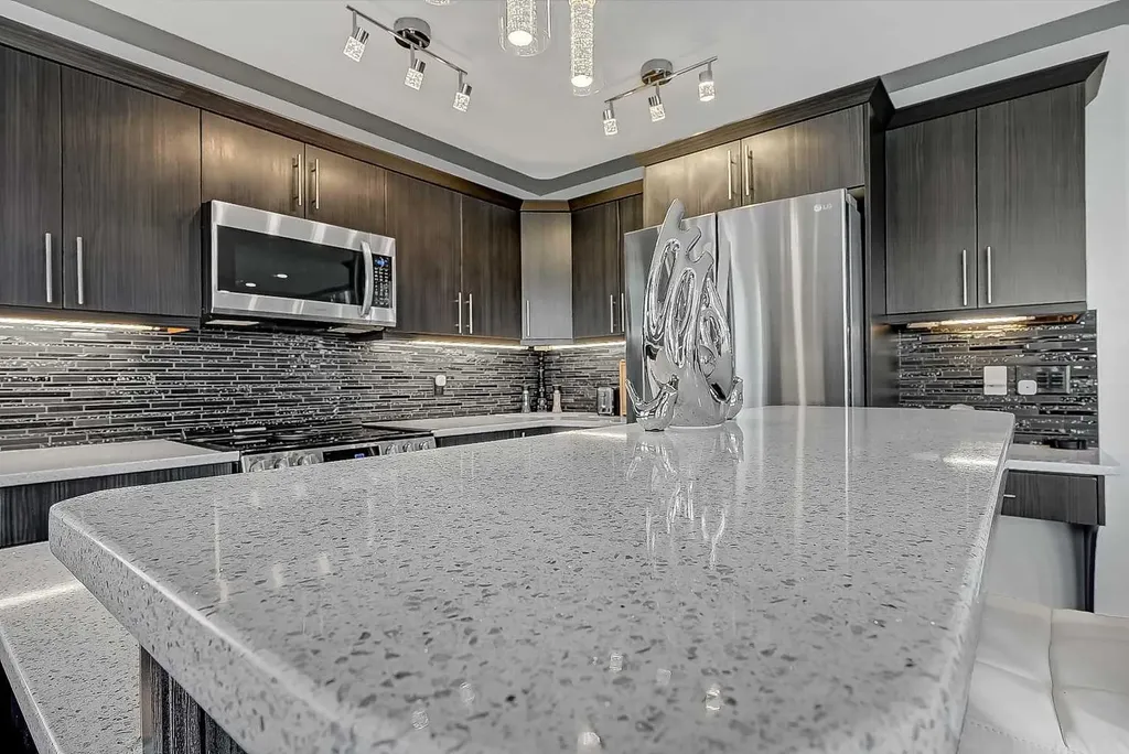 11325 106a Avenue Grande Prairie AB T8V 5X5