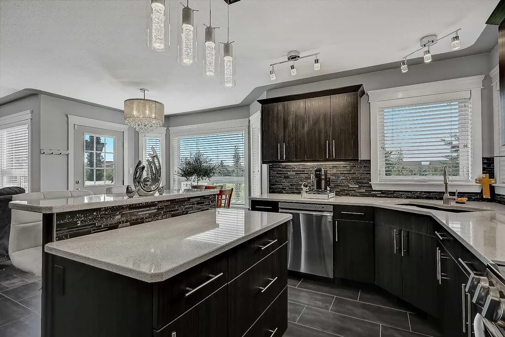 11325 106a Avenue Grande Prairie AB T8V 5X5