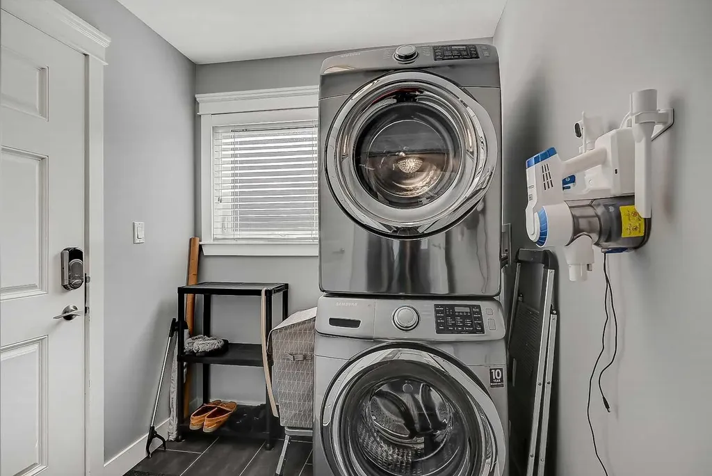 11325 106a Avenue Grande Prairie AB T8V 5X5