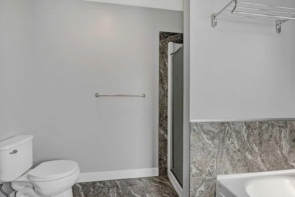 11325 106a Avenue Grande Prairie AB T8V 5X5