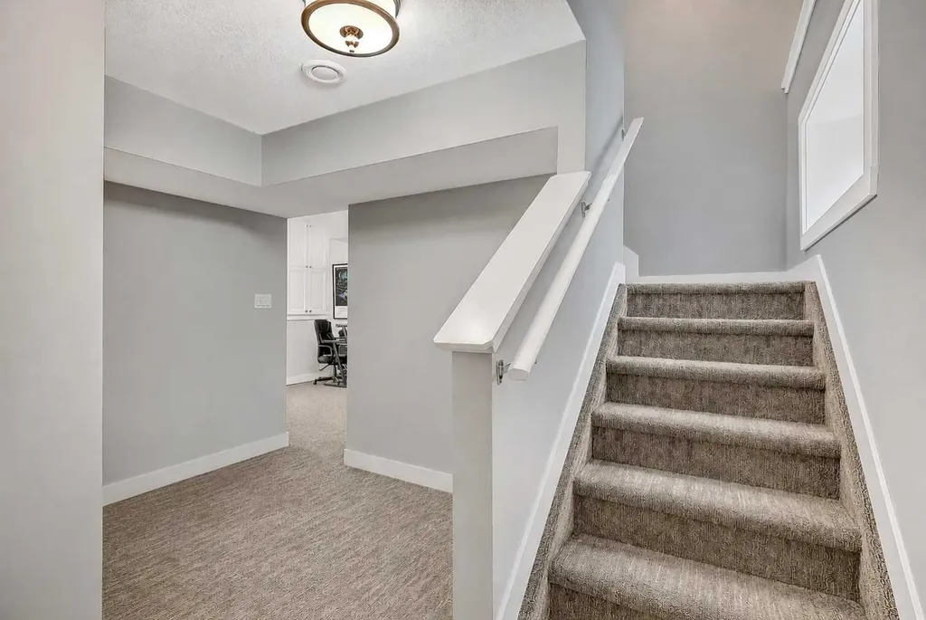 11325 106a Avenue Grande Prairie AB T8V 5X5