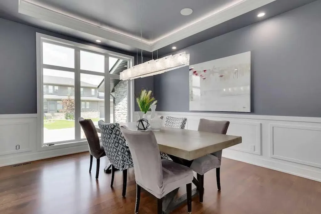 3 Wexford Bay SW Calgary AB T3H 0E2