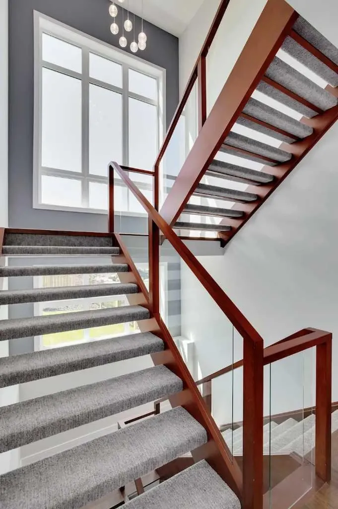 3 Wexford Bay SW Calgary AB T3H 0E2