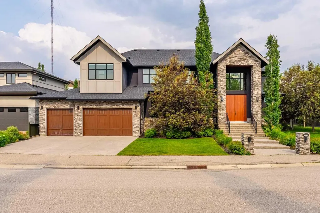 3 Wexford Bay SW Calgary AB T3H 0E2
