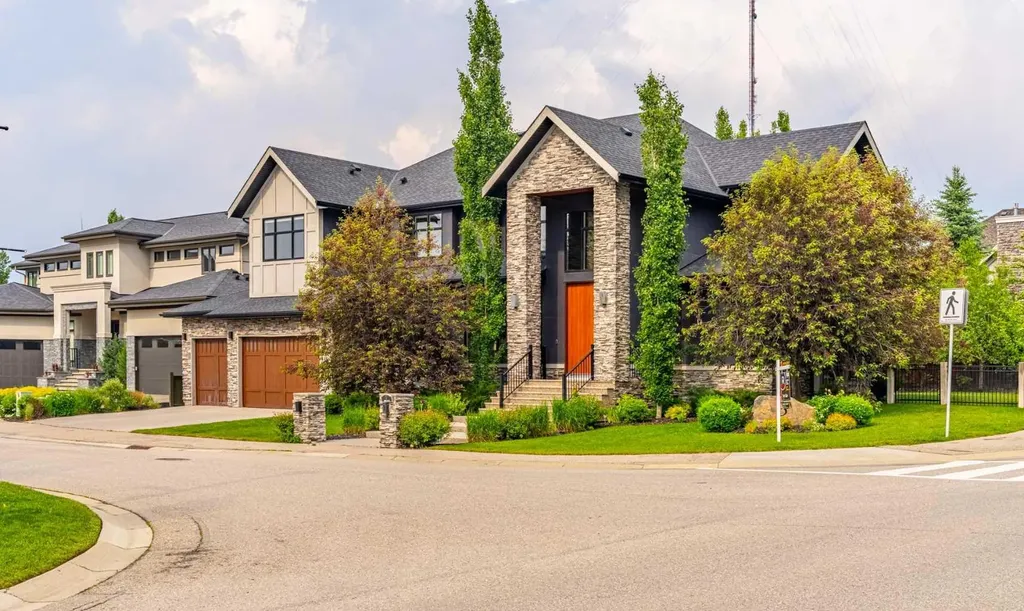 3 Wexford Bay SW Calgary AB T3H 0E2