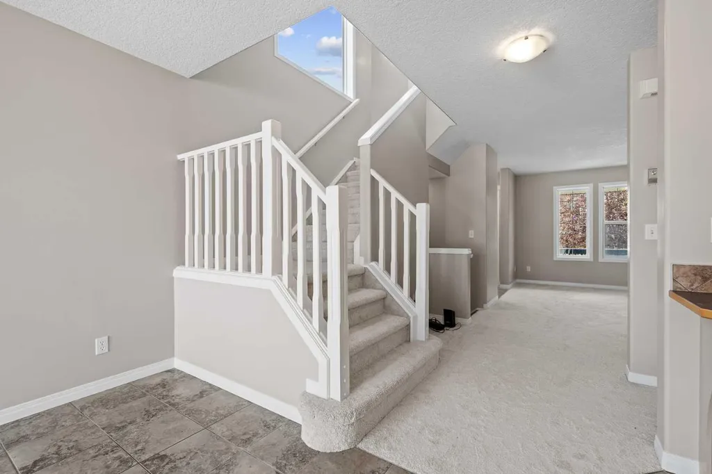 28 Saddlebrook Gardens NE Calgary AB T3J 5M6