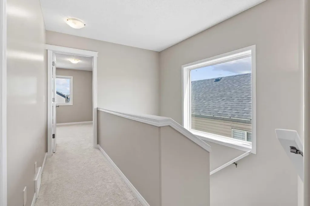 28 Saddlebrook Gardens NE Calgary AB T3J 5M6