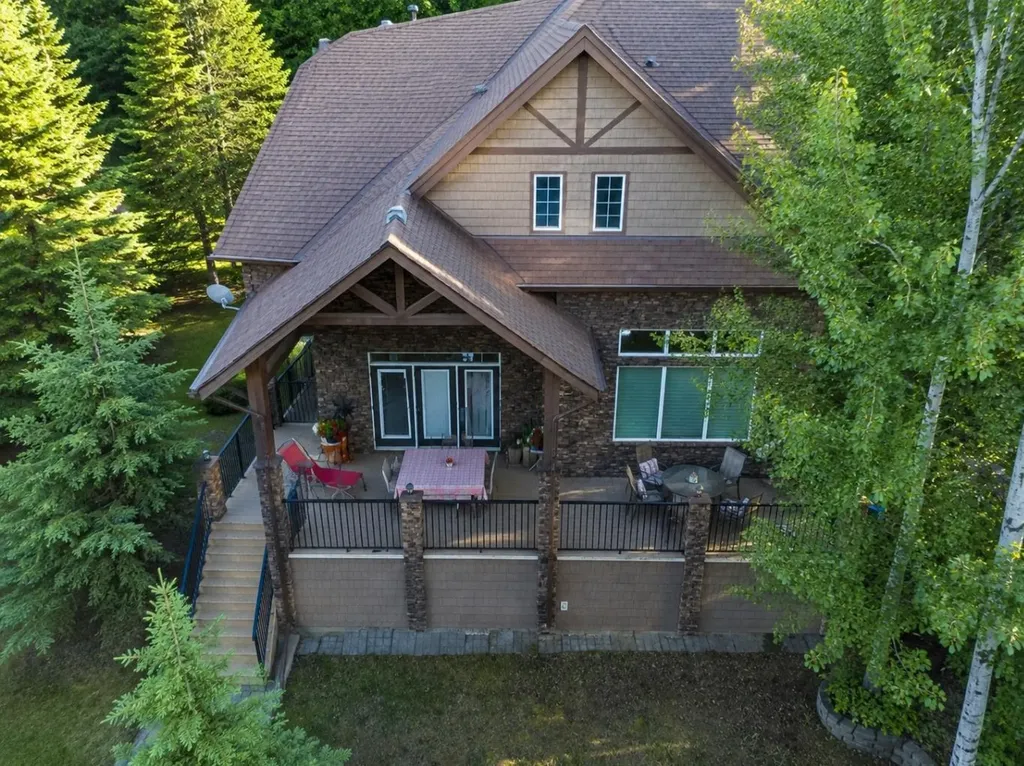210 6 Avenue Rural Cypress County AB T0J1C0