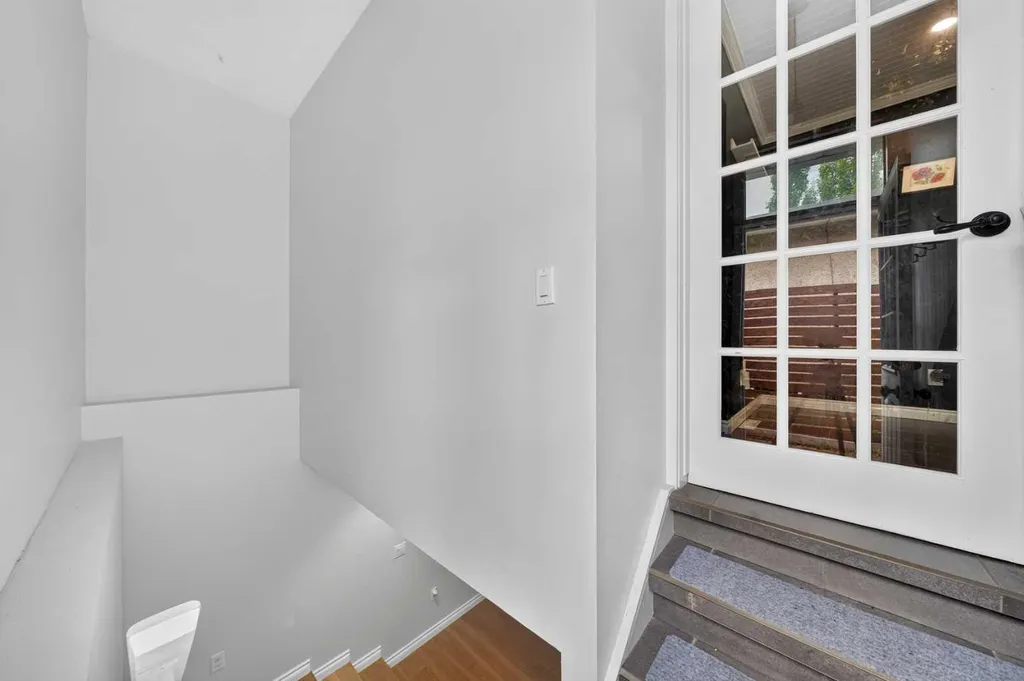 4819 Vanguard Road NW Calgary AB T3A 0R5