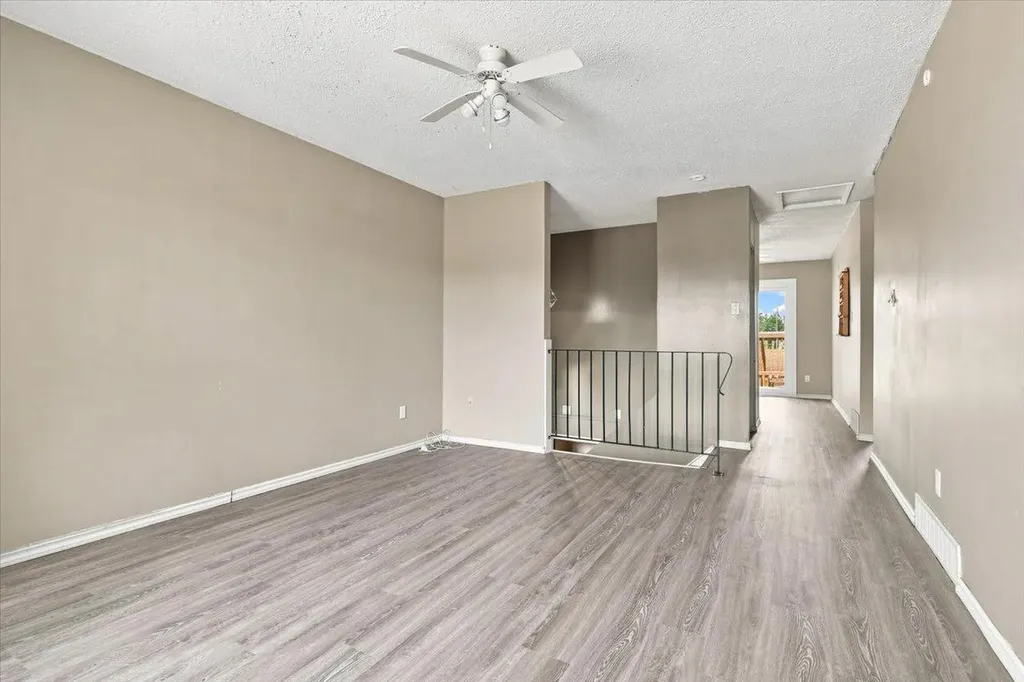 8113 94 Street Grande Prairie AB T8V 5R4