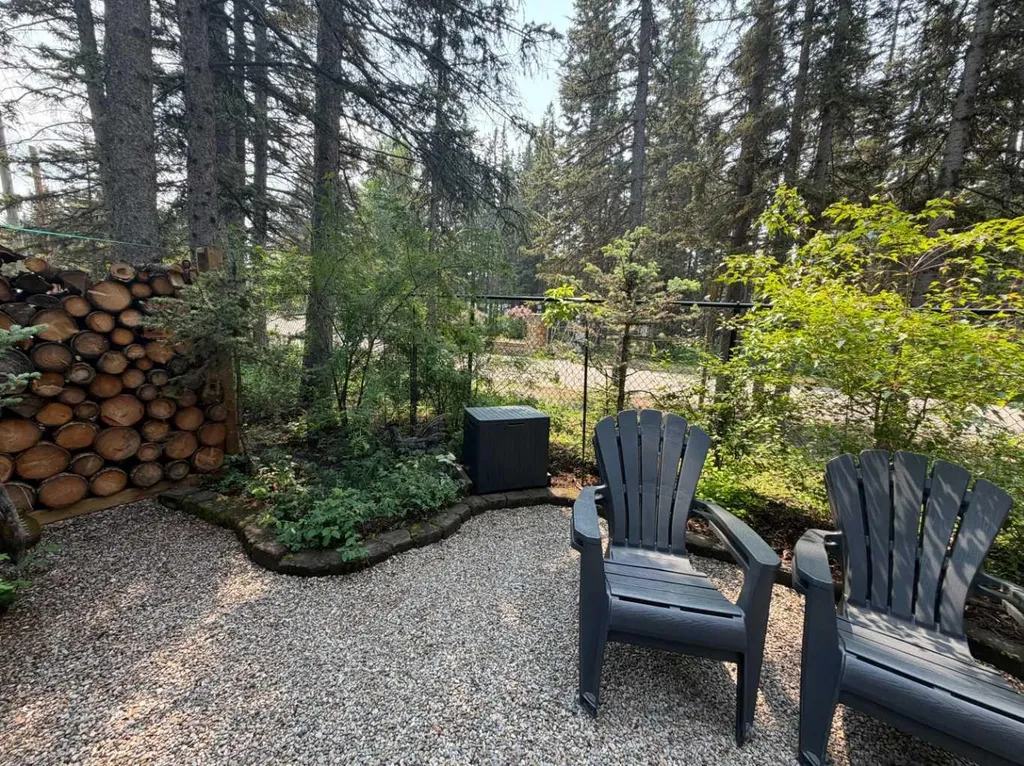 8 Timber Alley Rural Mountain View County AB T0M 1X0