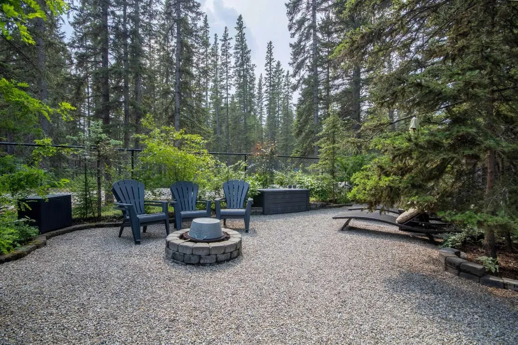 8 Timber Alley Rural Mountain View County AB T0M 1X0