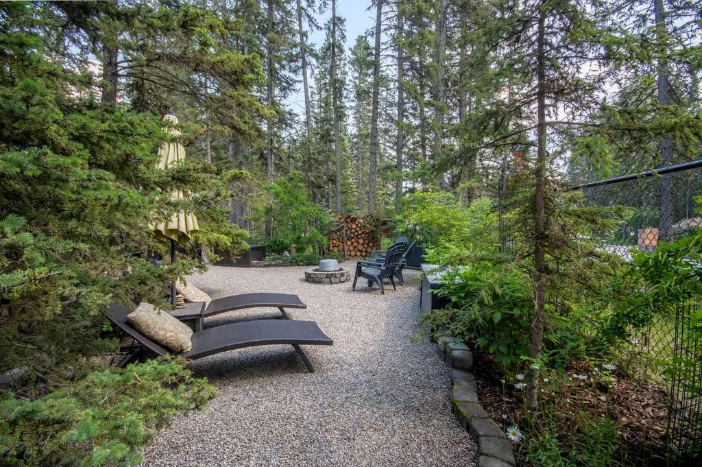 8 Timber Alley Rural Mountain View County AB T0M 1X0