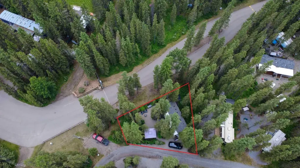 8 Timber Alley Rural Mountain View County AB T0M 1X0