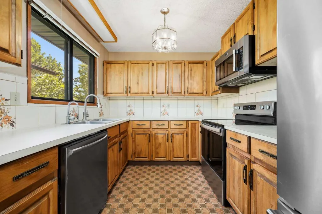 80 Macewan Drive NW Calgary AB T3K 2P7