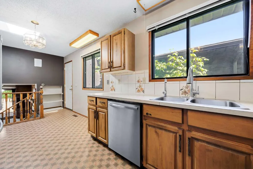 80 Macewan Drive NW Calgary AB T3K 2P7
