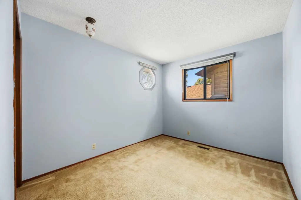 80 Macewan Drive NW Calgary AB T3K 2P7