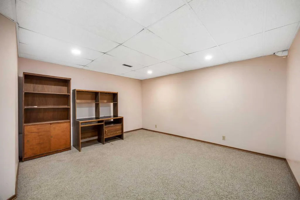 80 Macewan Drive NW Calgary AB T3K 2P7